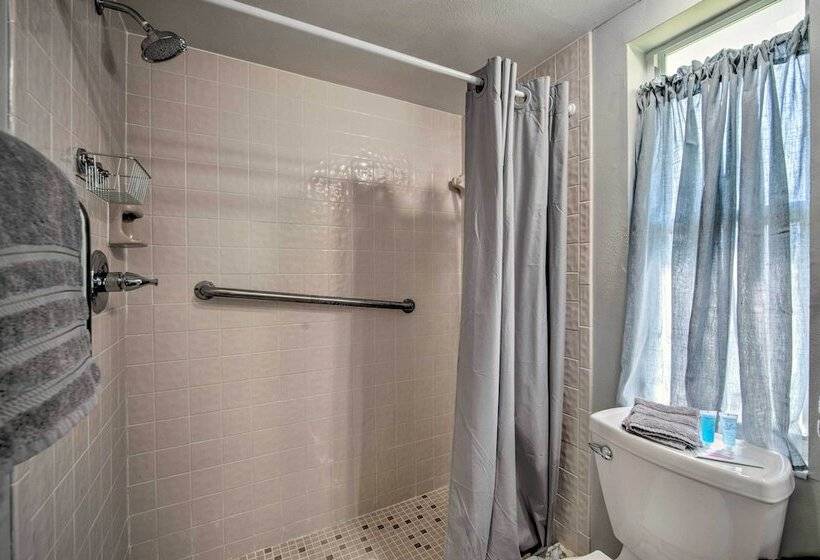 Welcoming Citrus Springs Home W/ Heated Pool