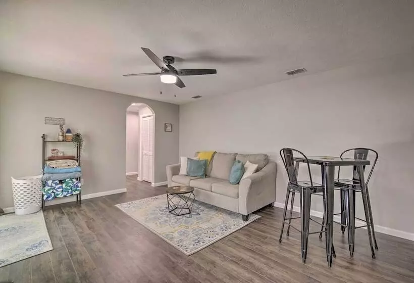 Welcoming Citrus Springs Home W/ Heated Pool