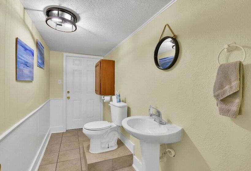 Wraparound Beach View Deck: Jamaica Beach Home