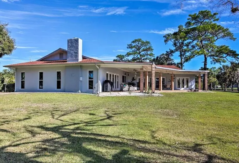 Bayfront Florida Retreat W/ Boat Lift & Fire Pit!