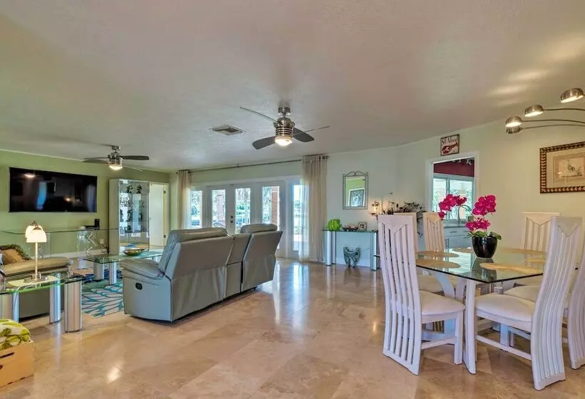 Bayfront Florida Retreat W/ Boat Lift & Fire Pit!