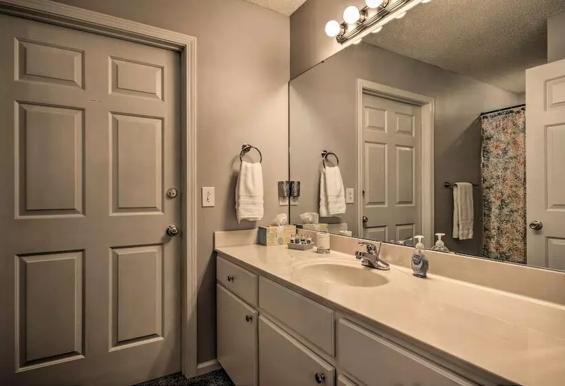 Chapin Home Near Boat Launch & Lake Murray!