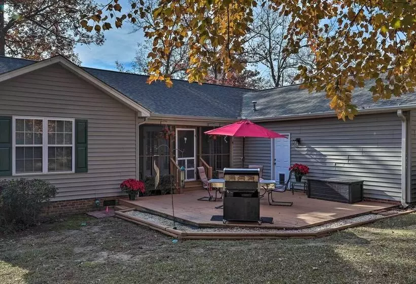 Chapin Home Near Boat Launch & Lake Murray!