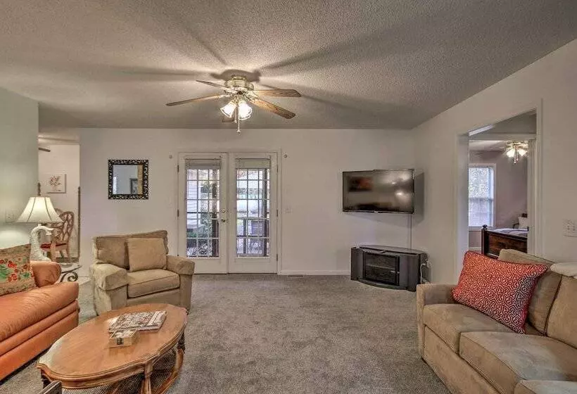 Chapin Home Near Boat Launch & Lake Murray!