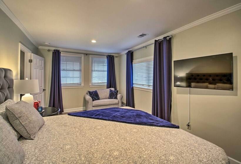 Charming Hot Springs Home W/ Yard ~ 1 Mi To Dtwn!