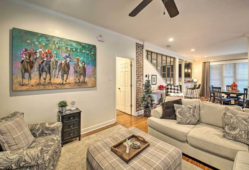 Charming Hot Springs Home W/ Yard ~ 1 Mi To Dtwn!