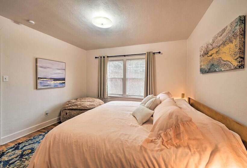 Charming Missoula House Near Downtown + Um!