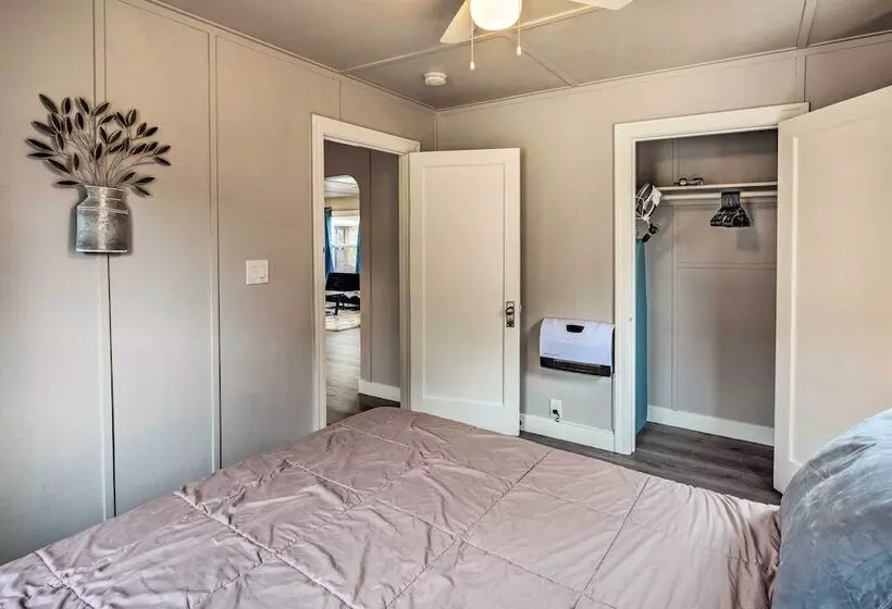 Cozy Elk Grove Home In The Heart Of Old Town!