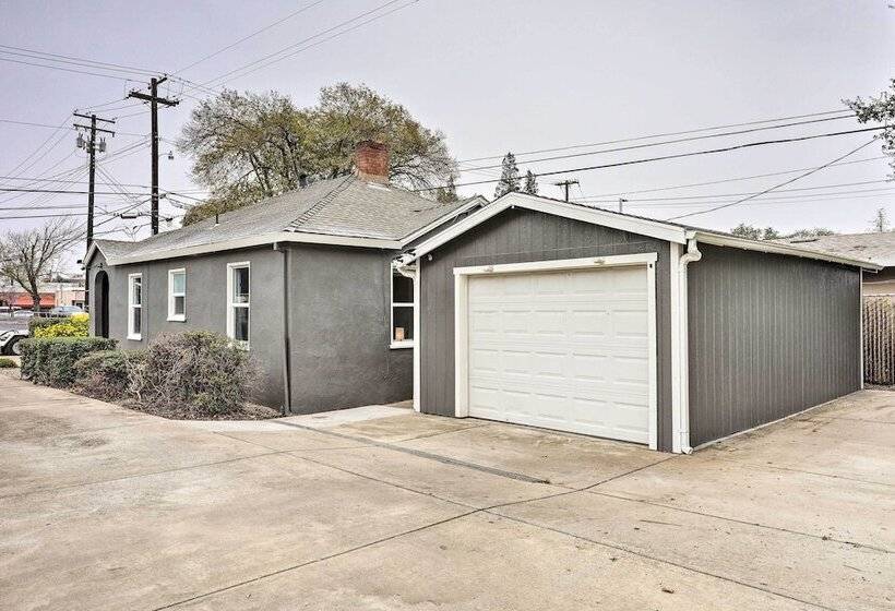 Cozy Elk Grove Home In The Heart Of Old Town!
