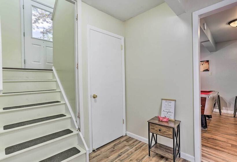 East Stroudsburg Home W/ Game Room + Deck!