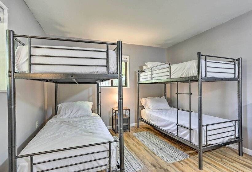 East Stroudsburg Home W/ Game Room + Deck!