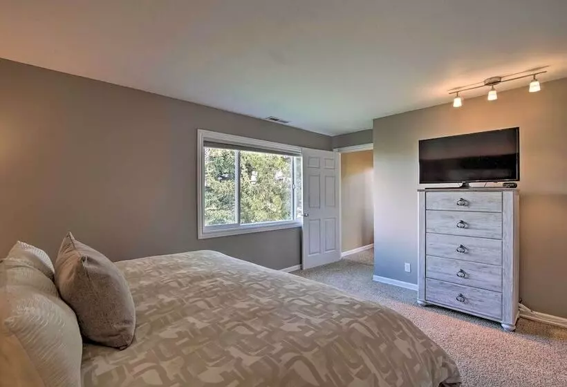 Ellensburg Home W/ Mountain Views On 3 Acres!