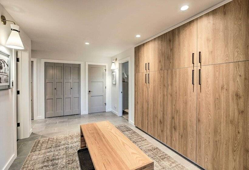 Family Friendly Lake Tahoe House W/ Hot Tub