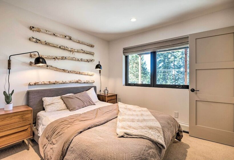 Family Friendly Lake Tahoe House W/ Hot Tub