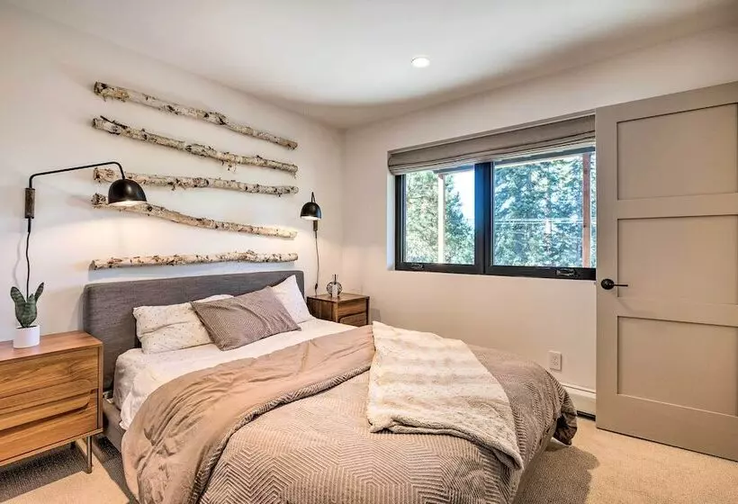 Family Friendly Lake Tahoe House W/ Hot Tub