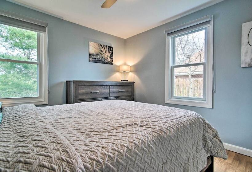 Cape Cod Family Home W/ Yard: Walk To Beach!