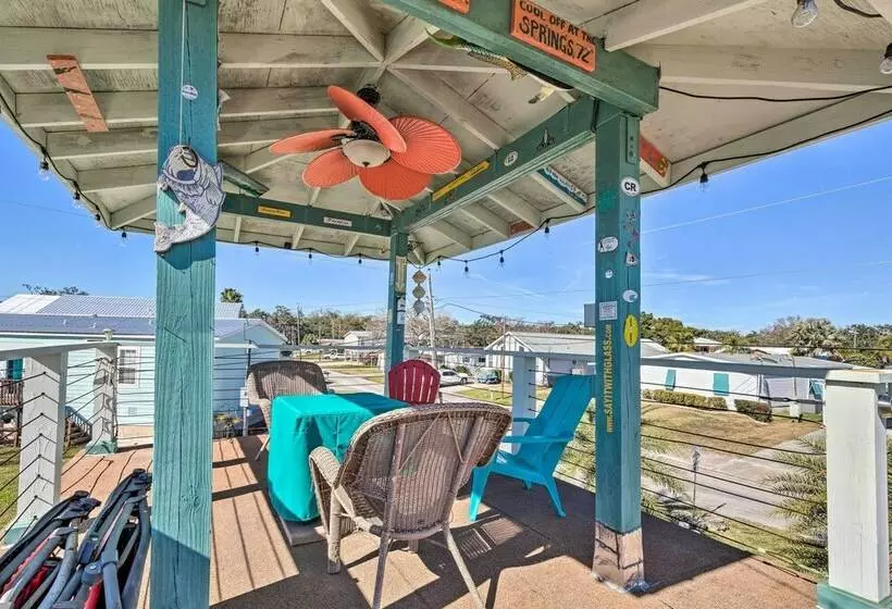 Homosassa River Home W/ Private Boat Ramp & Kayaks