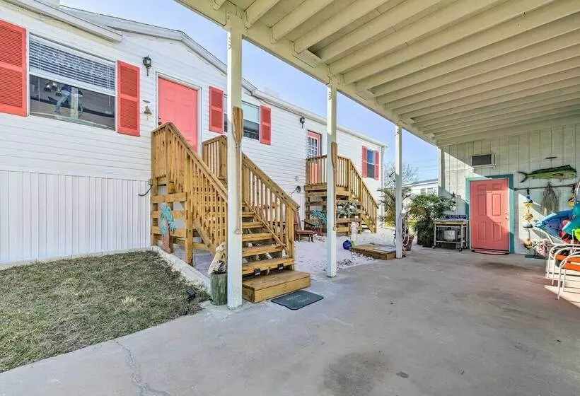 Homosassa River Home W/ Private Boat Ramp & Kayaks
