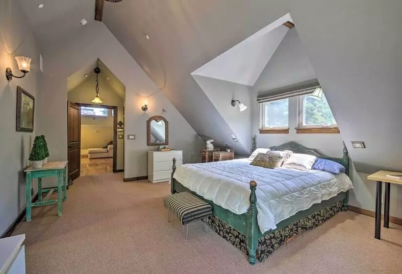 Incredible Lake Arrowhead Home W/ Views & Decks!