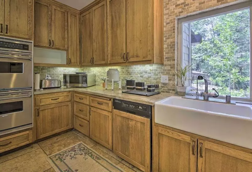 Incredible Lake Arrowhead Home W/ Views & Decks!