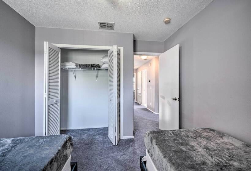 Kissimmee Home W/ Pool & Lanai ~ 5 Mi To Wdw!