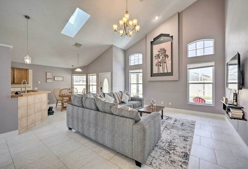 Kissimmee Home W/ Pool & Lanai ~ 5 Mi To Wdw!