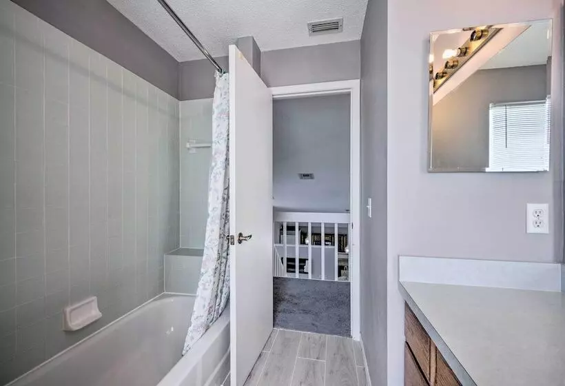 Kissimmee Home W/ Pool & Lanai ~ 5 Mi To Wdw!