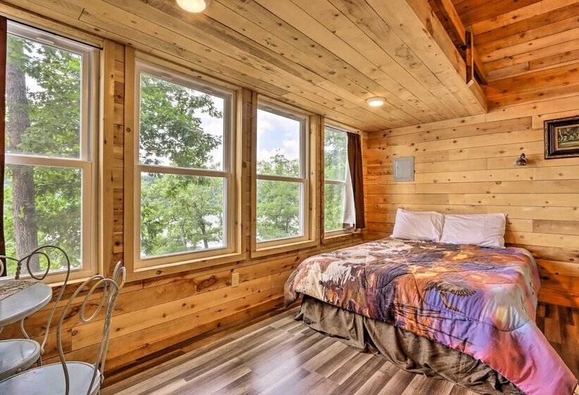 Lakefront Rocky Mount Main House W/ 3 Cabins!