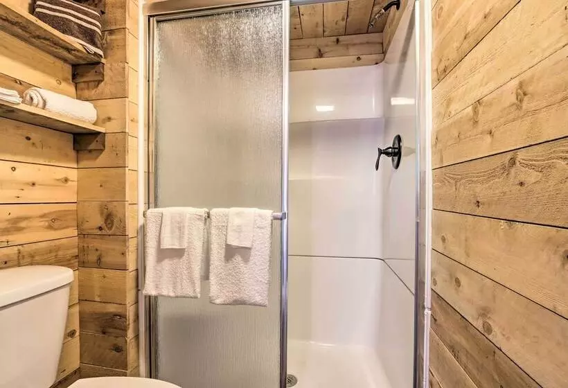 Lakefront Rocky Mount Main House W/ 3 Cabins!