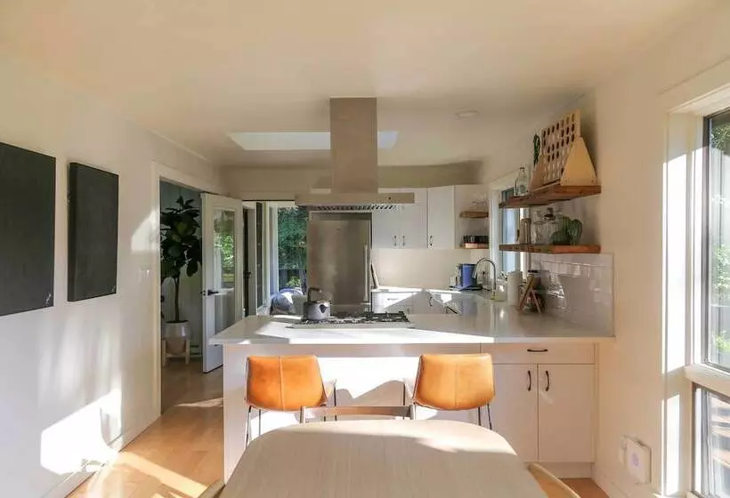 Modern Hideaway W/ Deck + State Forest Access