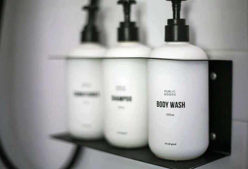 Modern Hideaway W/ Deck + State Forest Access