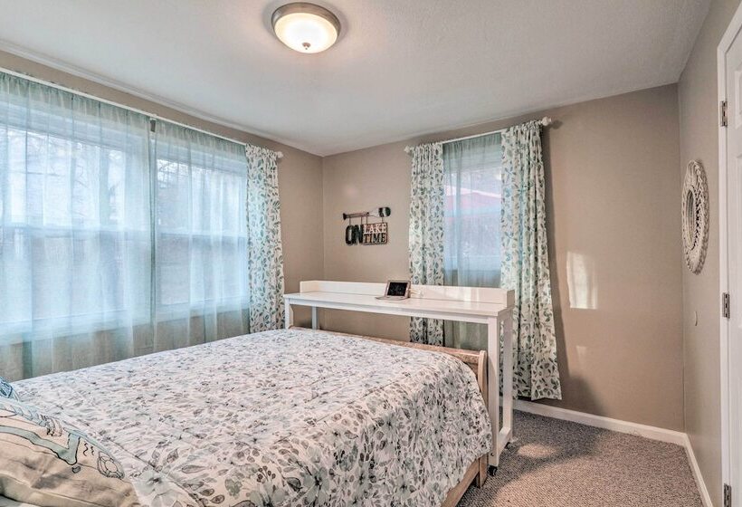 Albrightsville Home W/ Indian Mountain Lake Access