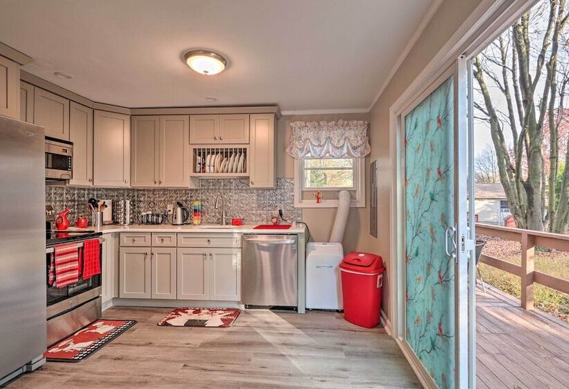 Albrightsville Home W/ Indian Mountain Lake Access