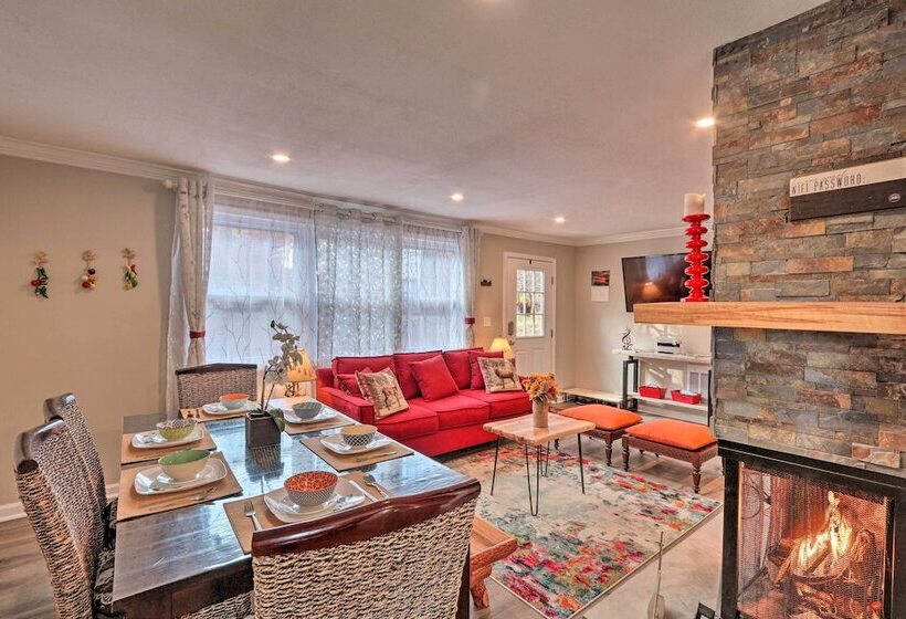 Albrightsville Home W/ Indian Mountain Lake Access