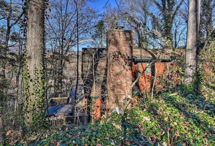 Nature S Retreat  W/ Hot Tub: 7 Mi To Bryson City