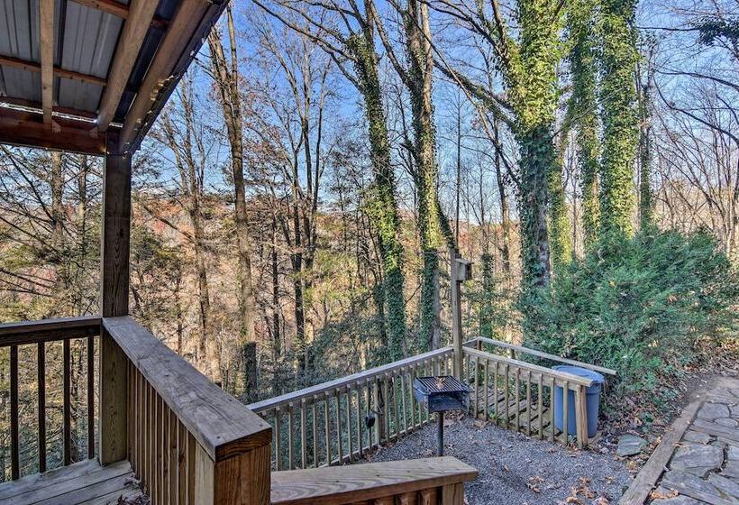 Nature S Retreat  W/ Hot Tub: 7 Mi To Bryson City