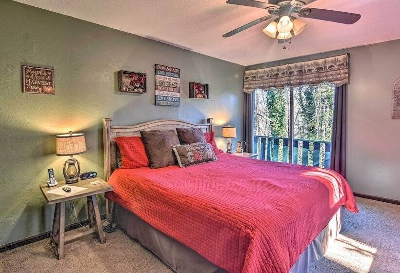 Nature S Retreat  W/ Hot Tub: 7 Mi To Bryson City