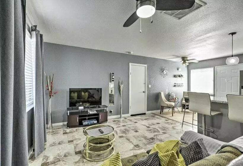 North Las Vegas Hideaway W/ Grill < 10 Mi To Strip