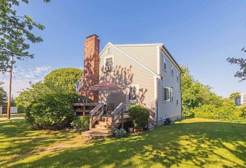 Pet Friendly West Yarmouth Home 1/2 Mi To Beach