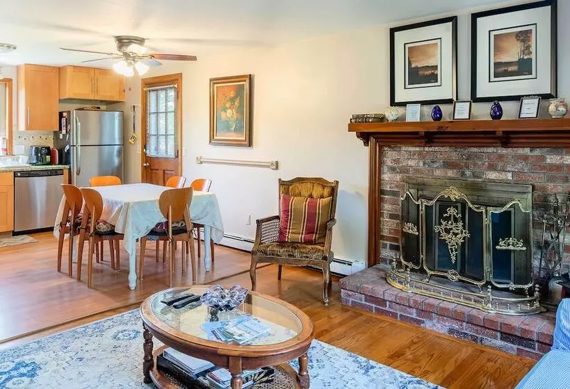 Pet Friendly West Yarmouth Home 1/2 Mi To Beach