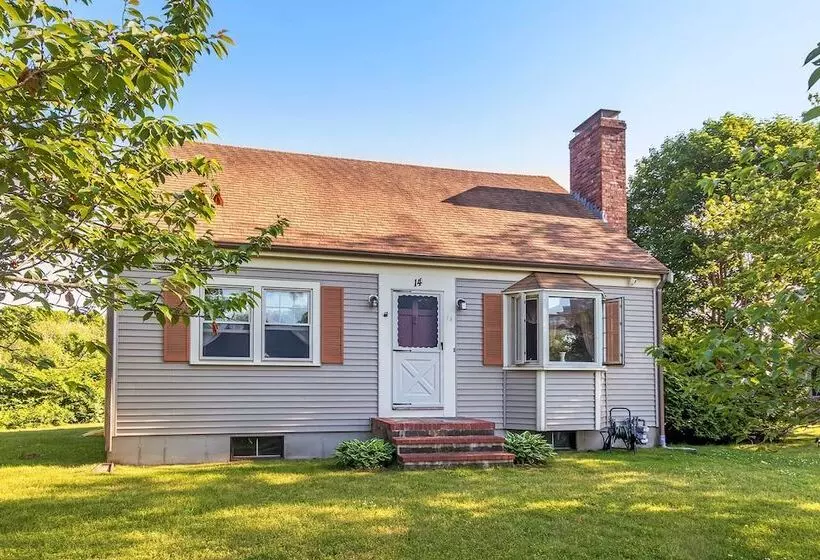 Pet Friendly West Yarmouth Home 1/2 Mi To Beach