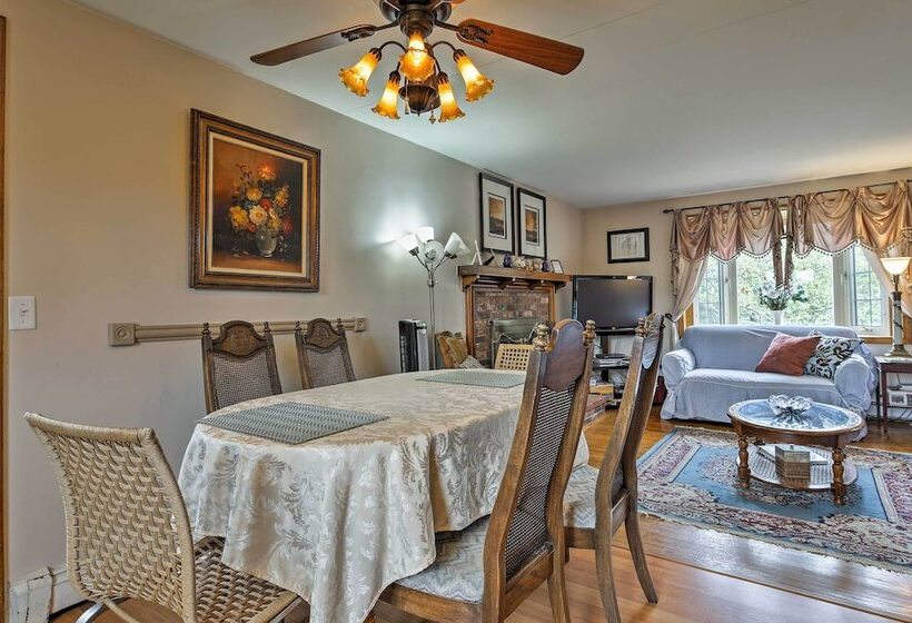 Pet Friendly West Yarmouth Home 1/2 Mi To Beach