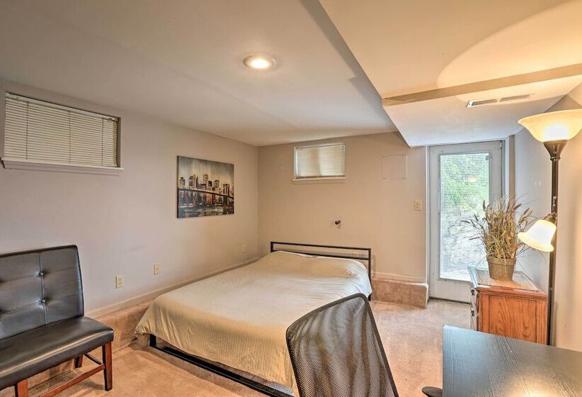 Queen City Sanctuary W/ Views, 3 Mi To Downtown!