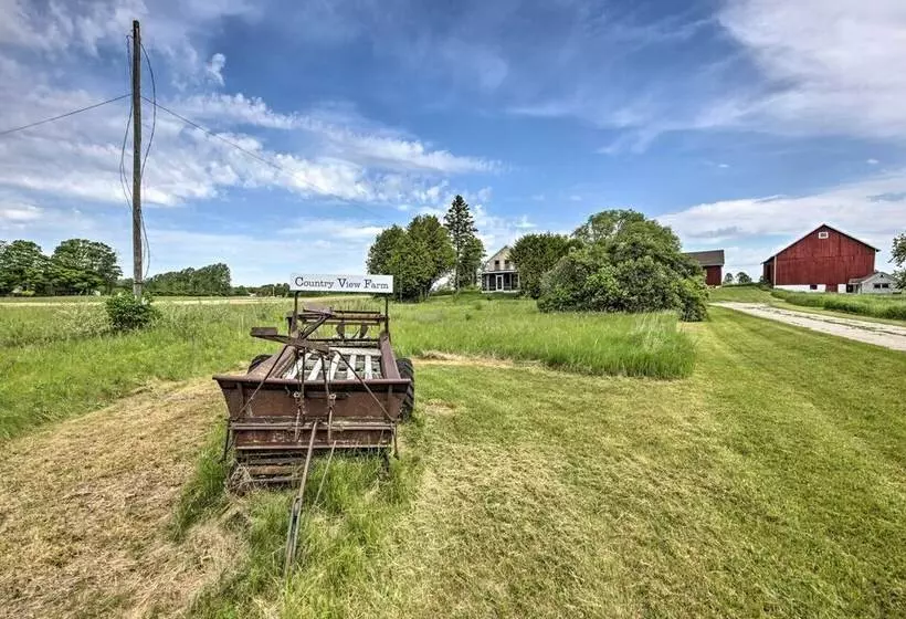 Quiet Baileys Harbor Country Home: 1 Mi To Lake!