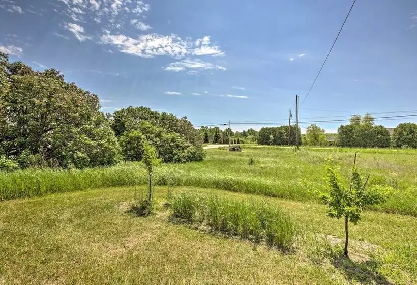 Quiet Baileys Harbor Country Home: 1 Mi To Lake!