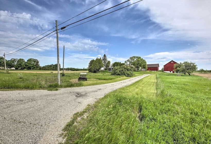 Quiet Baileys Harbor Country Home: 1 Mi To Lake!