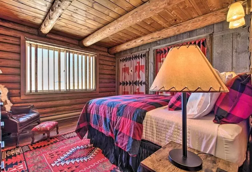 Remote Wolf Creek Cabin   Wide Open Spaces!