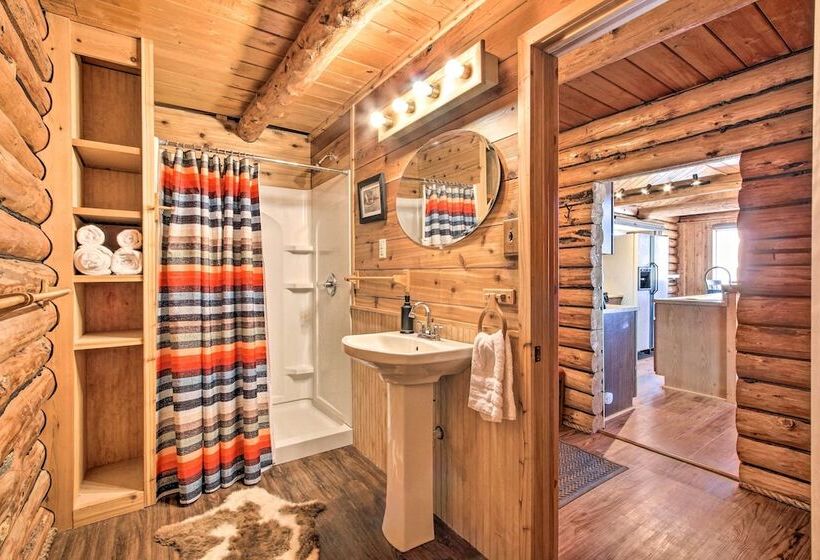 Remote Wolf Creek Cabin   Wide Open Spaces!