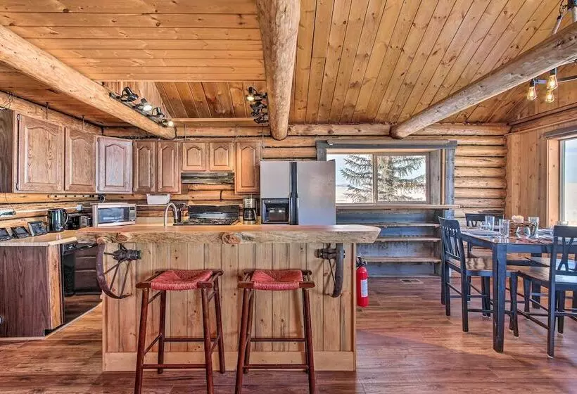 Remote Wolf Creek Cabin   Wide Open Spaces!