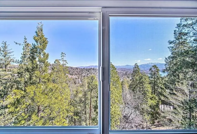 Ridgeline Retreat  W/ Mountain Lake Views!